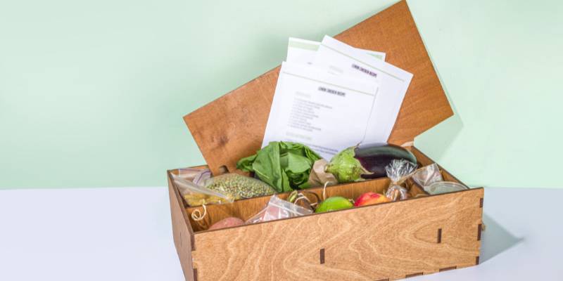 Recipe cards included with food box