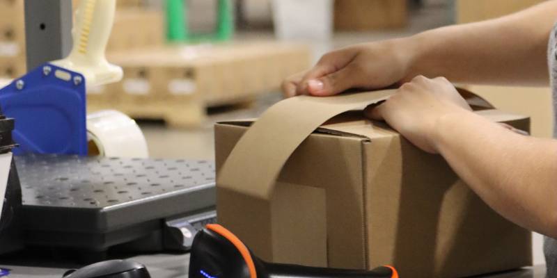 Shopify Order Fulfillment: When to Switch from Self Fulfillment to Using a 3PL